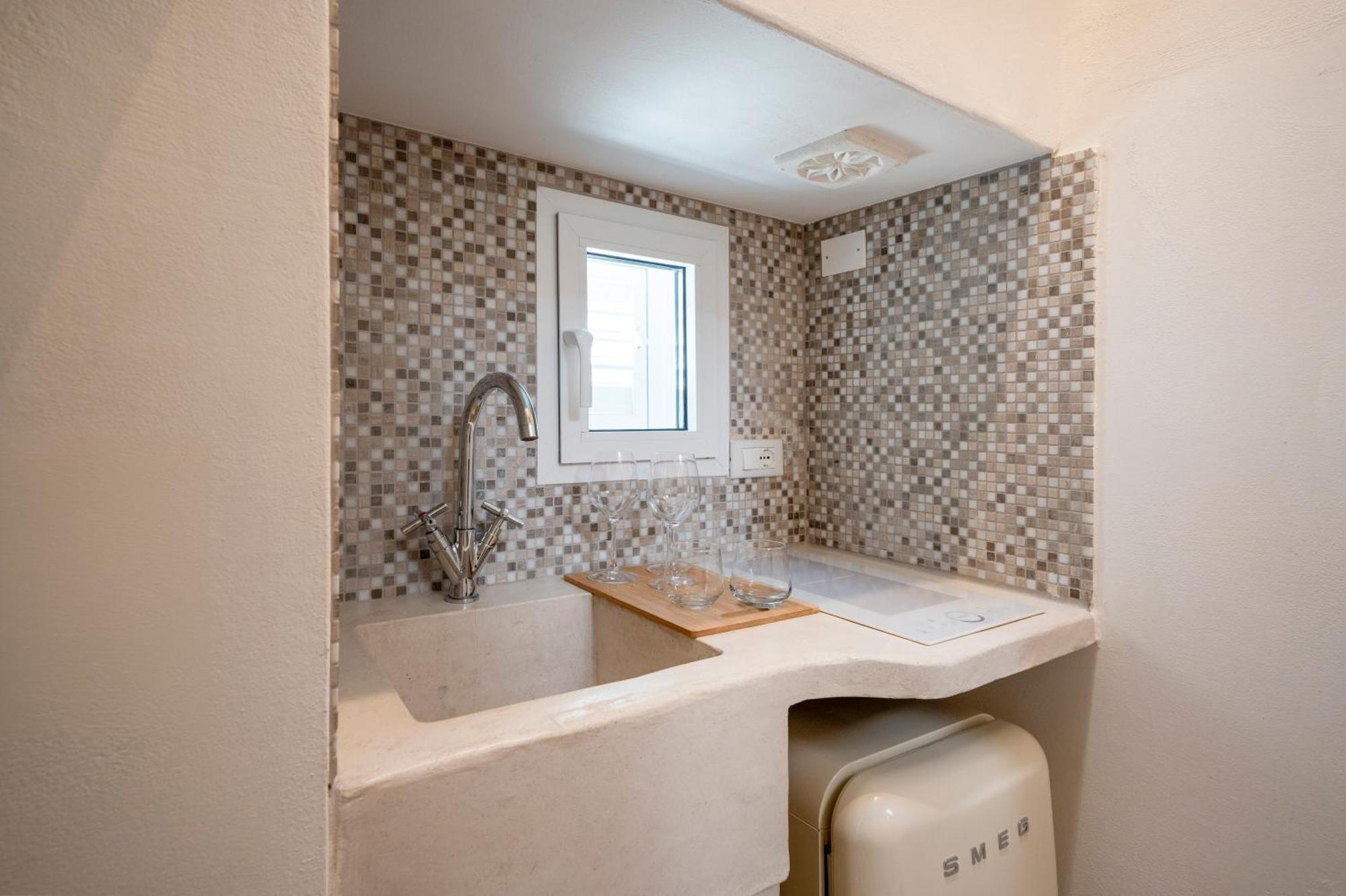 Apulia Charming Suites - Casa Rossa Suite Perla E Suite Corallo Savelletri Exterior foto
